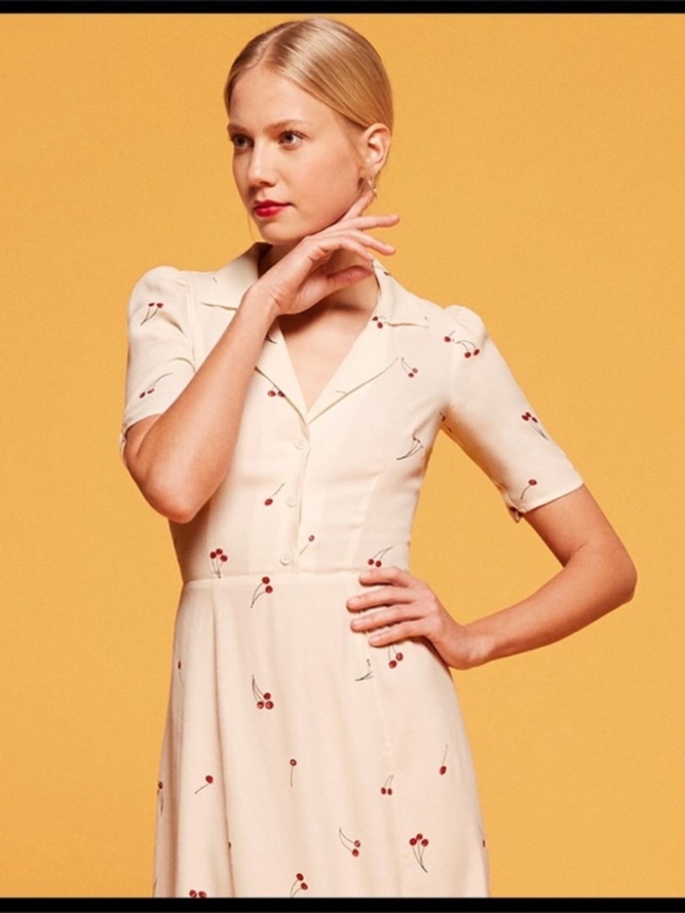 Reformation Vintage Cherry Print dress size 4
